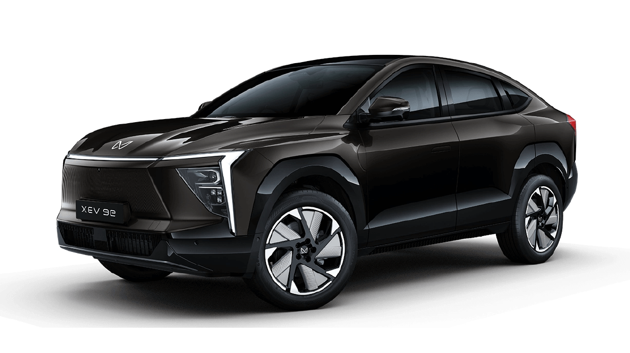 Stealth Black XUV9e